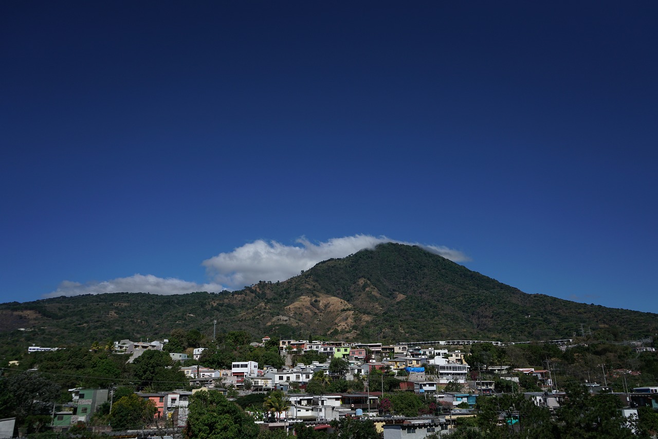 san-salvador-4920180_1280.jpg